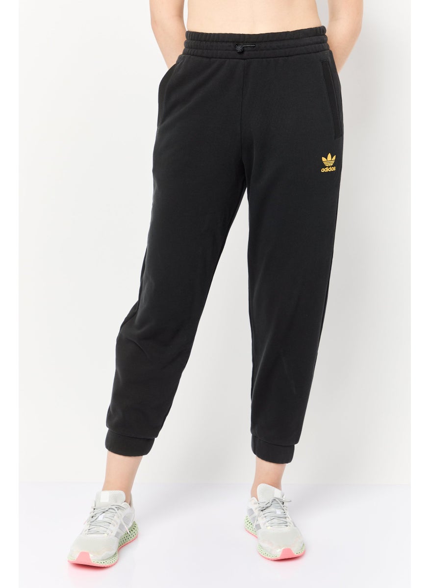 Women Sportswear Fit Outdoor Sweatpants, Black