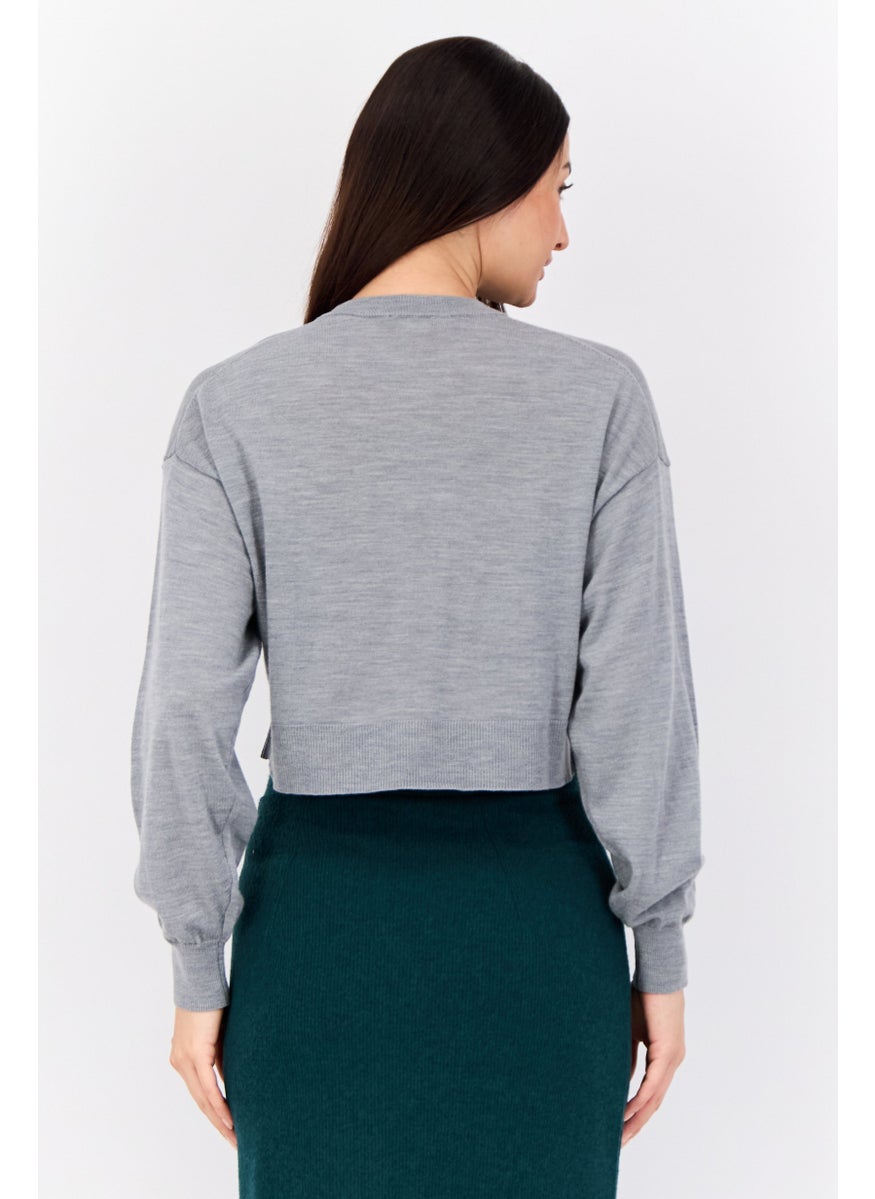Women Crew Neck Knitted Cropped Sweater, Grey