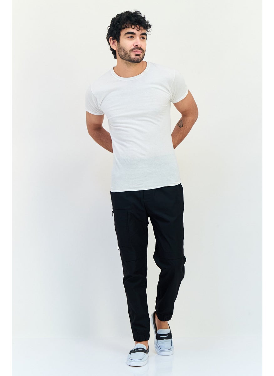 Men Regular Fit Solid Cargo Pants, Black
