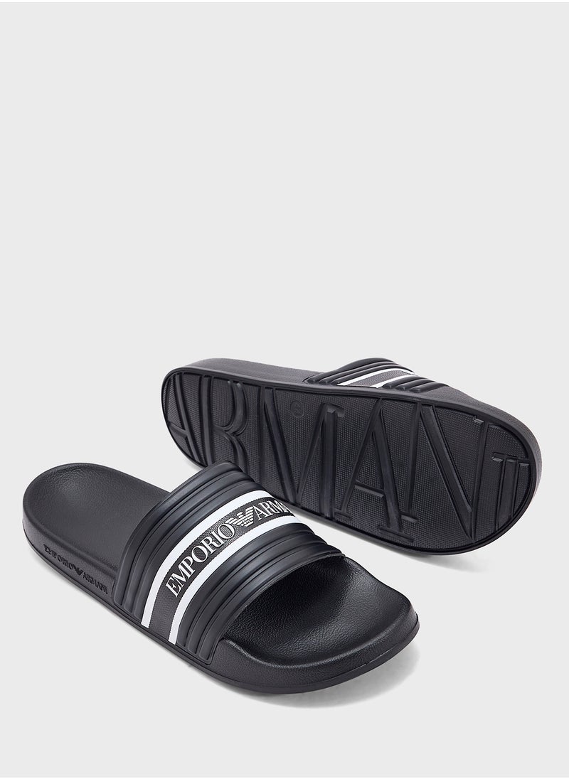T04-SHOES BEACHWEAR