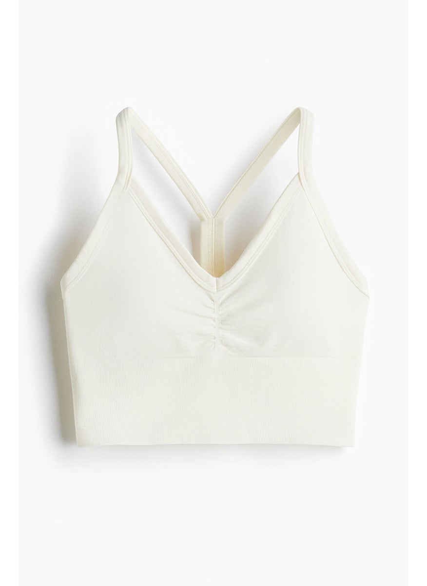 Seamless Medium Support Sports Bra With Drymove™