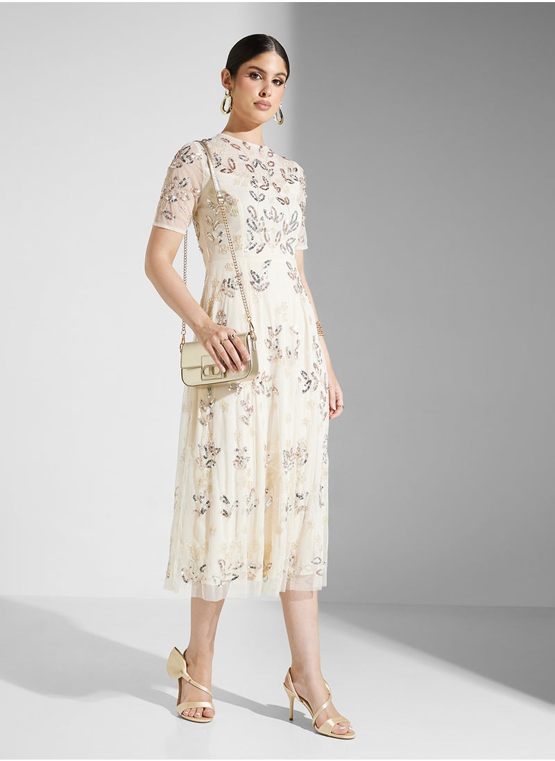Embellished Crew Neck Maxi Dress