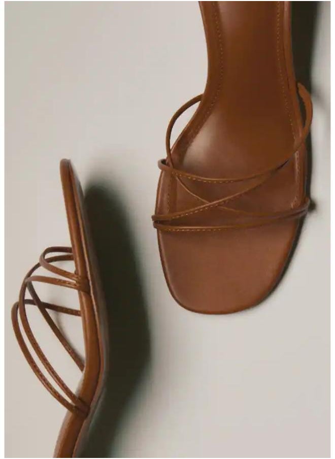 Crossed Straps Heeled Sandals
