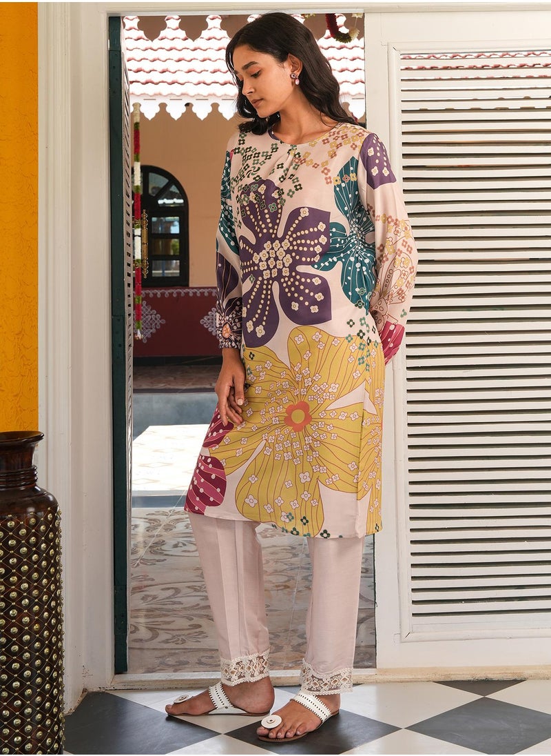 Women's Off-White Florentine Imprint Kurta Set