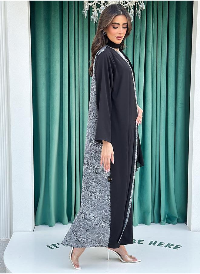 Black A-cut printed abaya
