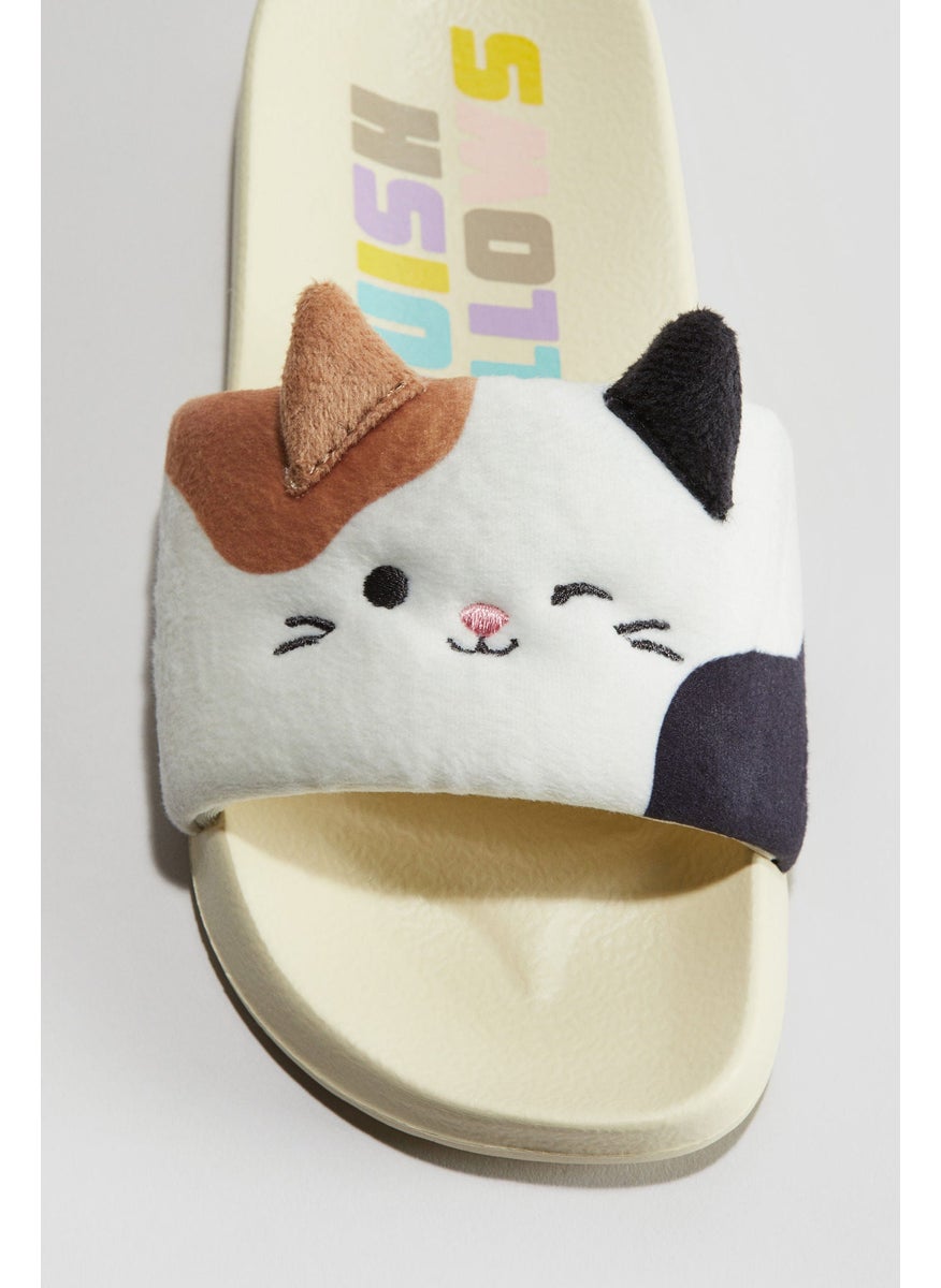 Pool Shoes