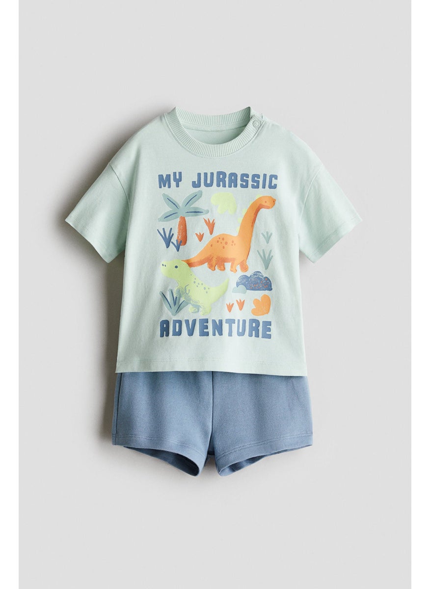 2-Piece T-Shirt And Shorts Set