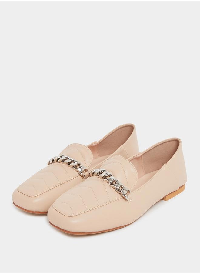 Quilted Chain Trim Casual Shoes
