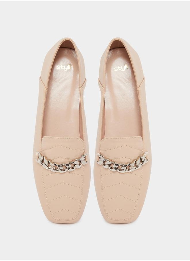 Quilted Chain Trim Casual Shoes