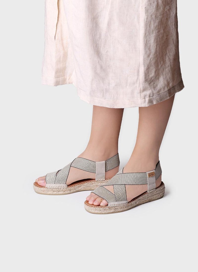 Evani / Offwhite