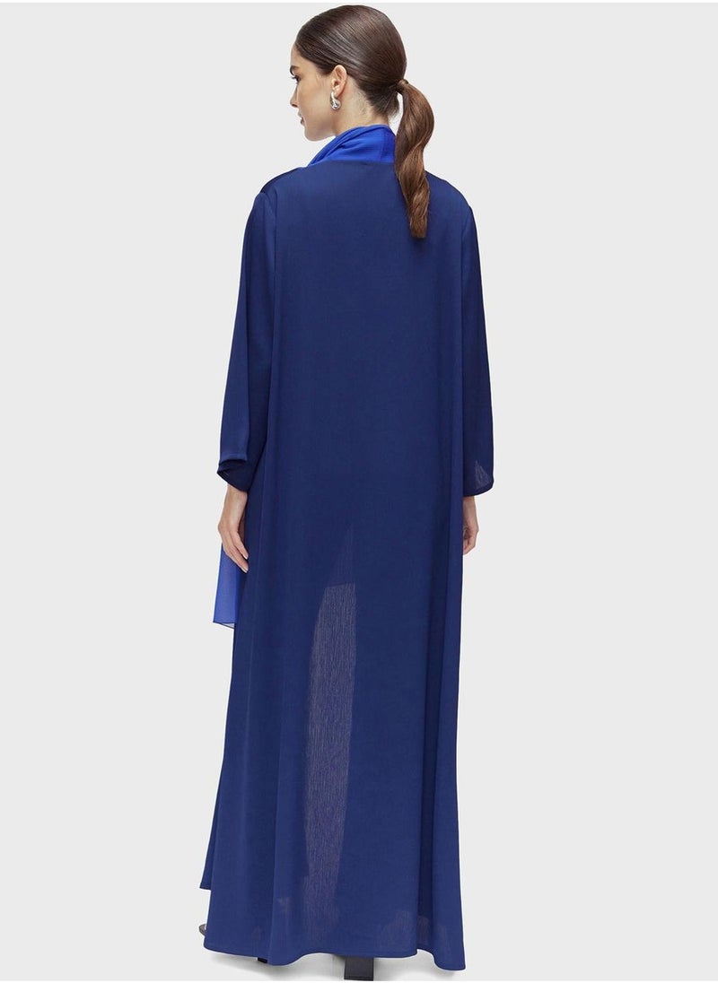 Contrast Detail Abaya