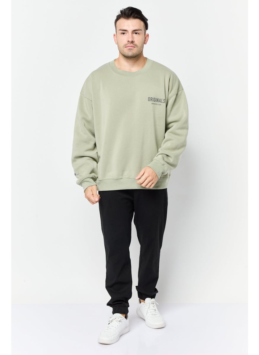 Men Sportswear Fit Long Sleeve Outdoor Sweatshirt, Sage Green