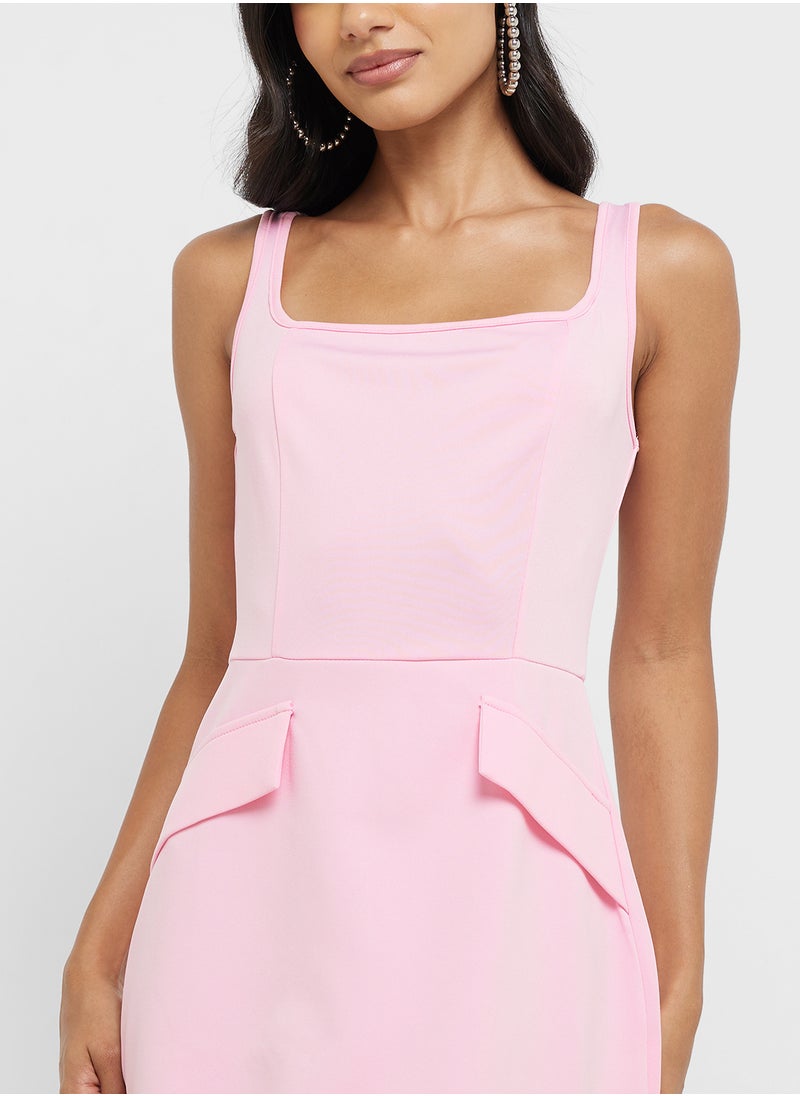 Sleeveless Peplum Shift Dress With Pocket Detail