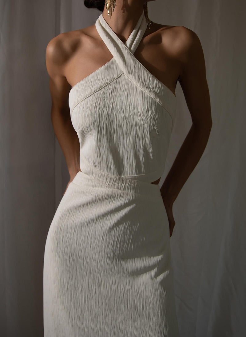 Halterneck cutout slim maxi dress
