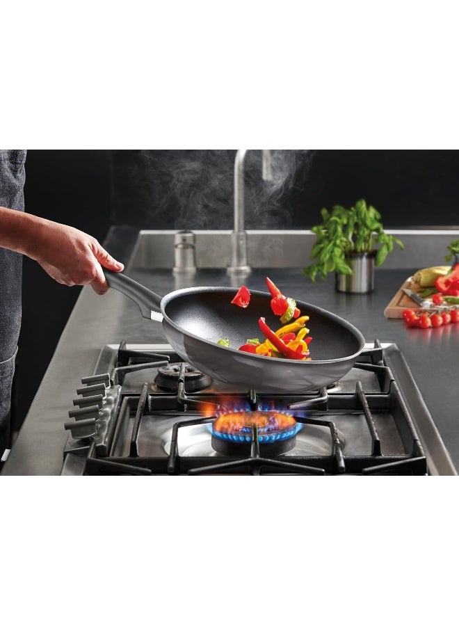 Wok Pan | Resist Intense 28 cm Non-Stick Wok Frying Pan with Thermo Spot | Flame Protect Resistant | Ideal Shape | Easy Cleaning | Safe | Bordeaux Burgundy| D5221983 Burgundy Wok Pancm