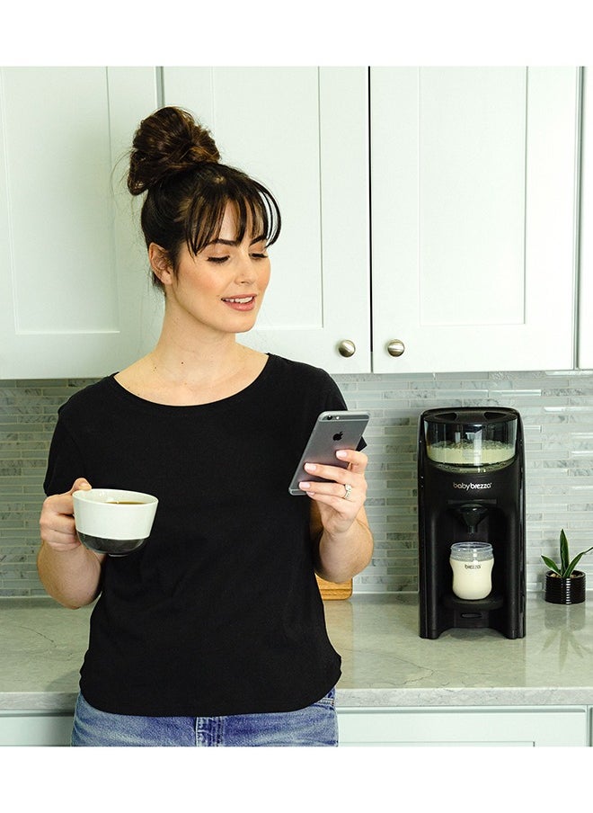 Formula Pro Advanced WiFi Formula Dispenser - Automatically Mix a Warm Formula Bottle From Your Phone Instantly – Easily Make Bottle With Automatic Powder Blending Machine, Black