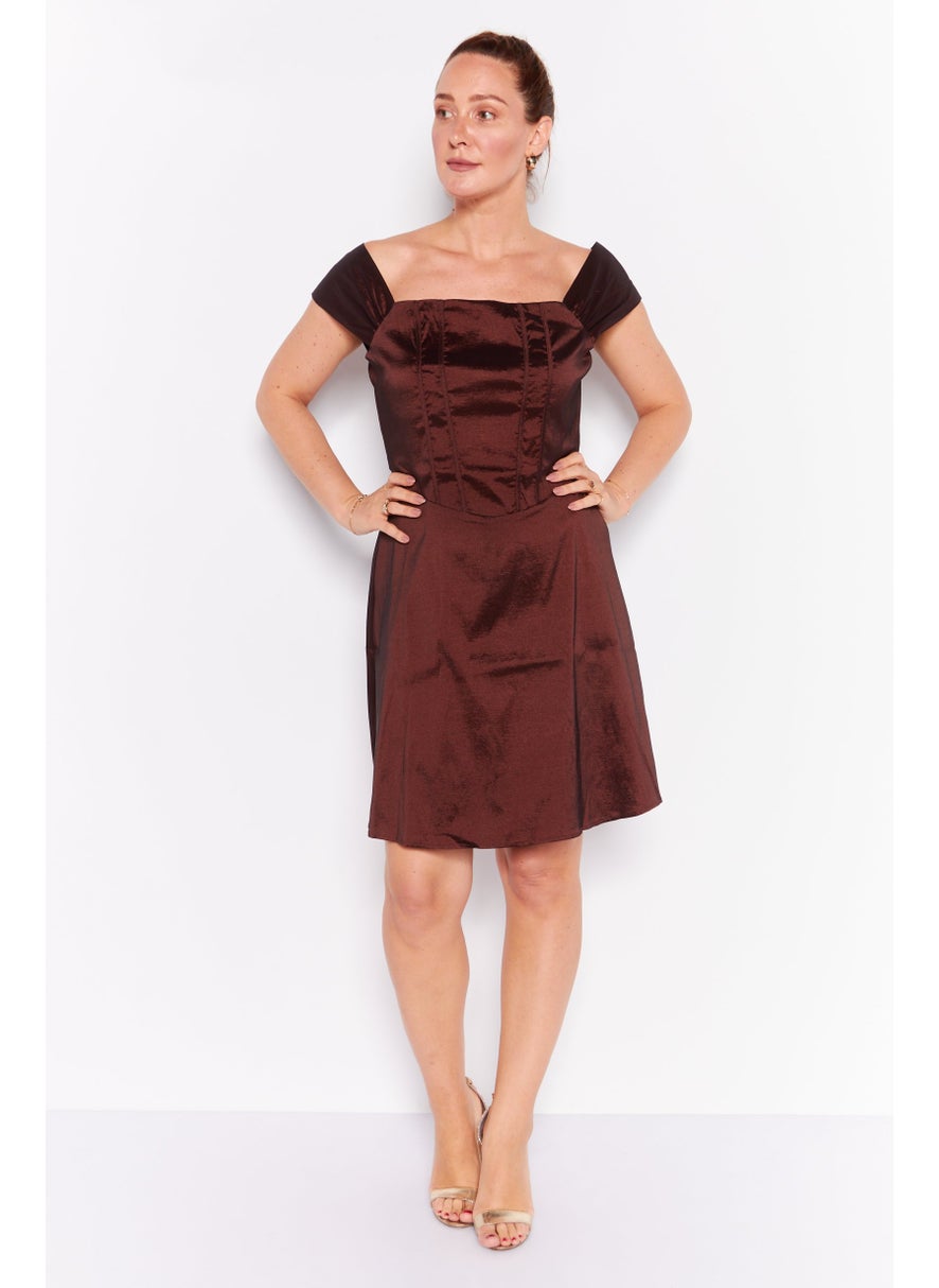 Women Solid Curve Dress, Brown