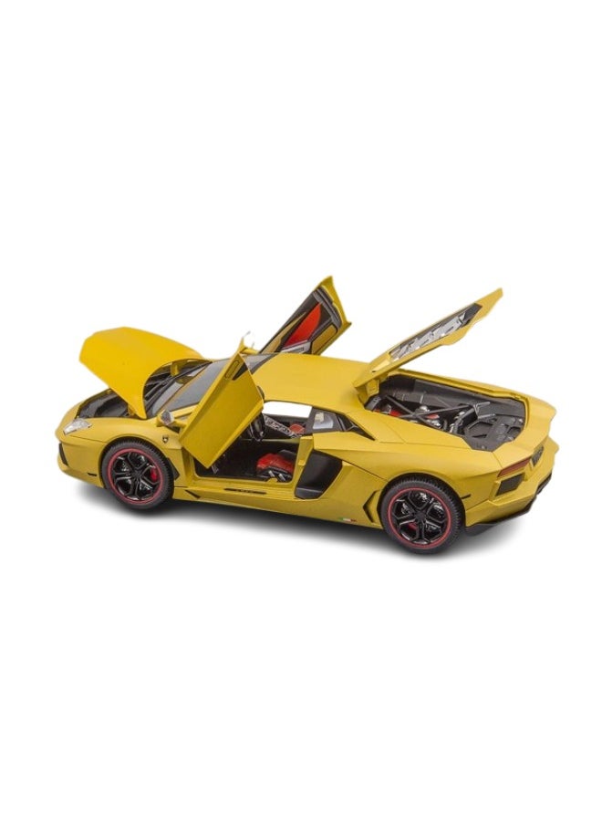 1:24 Lamborghini 770-4 Diecast Model | Pull Back Sports Car with Open Doors, Lights & Sound | Ideal Toy for Boys & Adults | Yellow