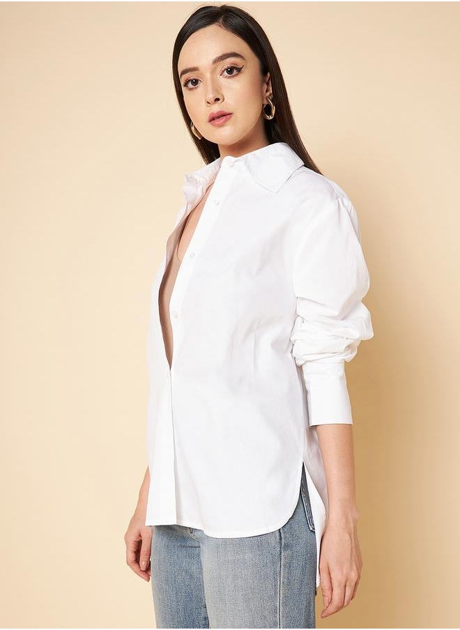 Stay effortlessly stylish with this comfortable White Oversized Shirts Solid design crafted from 100% Cotton featuring Long Sleeves with Button closure.