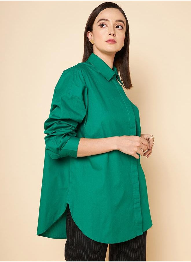 Stay effortlessly stylish with this comfortable Green Oversized Shirts Solid design crafted from 100% Cotton featuring Long Sleeves with Button closure.