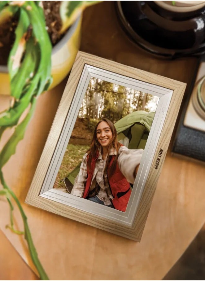 Digital Picture Frame Touch Screen Display 10.1 Inch / Picture and Video Playing / JPG/PNG/HEIC/MP4/3GP/MOV / Instant Wireless Sharing / with speaker and High-Quality Sound / USB Photo Transfer - Wooden