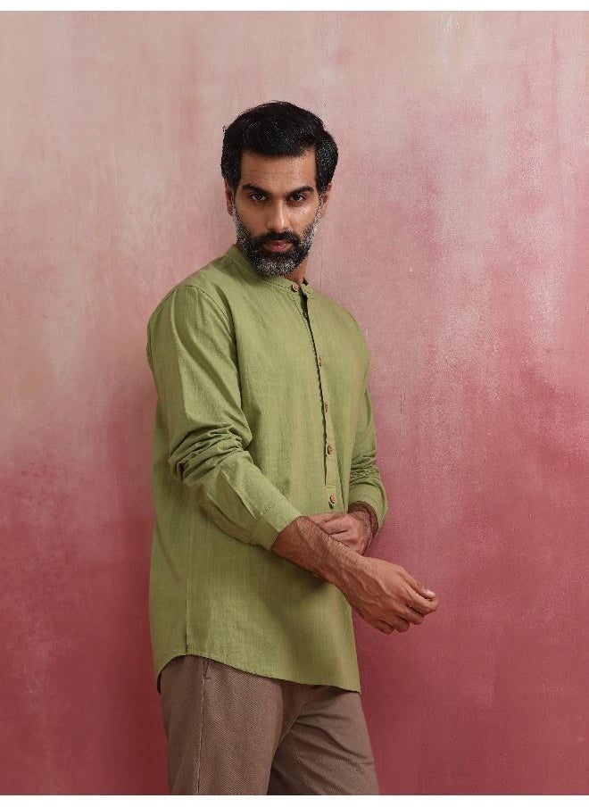 Men's Pista Green Cotton Mandarin Collar Stylized Kurta