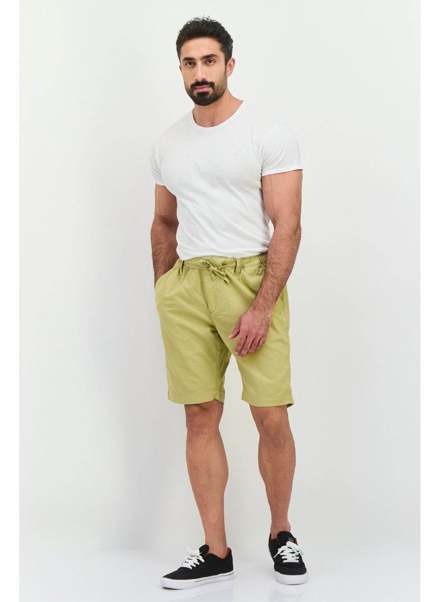Men Regular Fit Plain Chino Shorts, Khaki