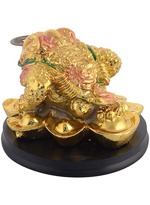 RIPE INDIA Feng Shui Money Frog Legged Toad Hold Two Ignots On A Pile of Money for Wealth Luck Legged Money Frog On Bed of Ingots Showpiece Color Golden