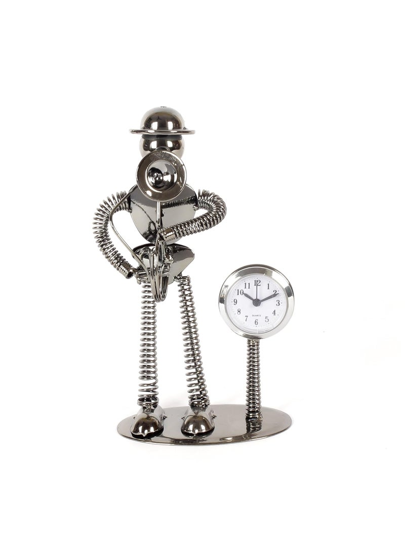 JEWEL FUEL Iron Table Clock and Musician Playing French Horn Showpiece