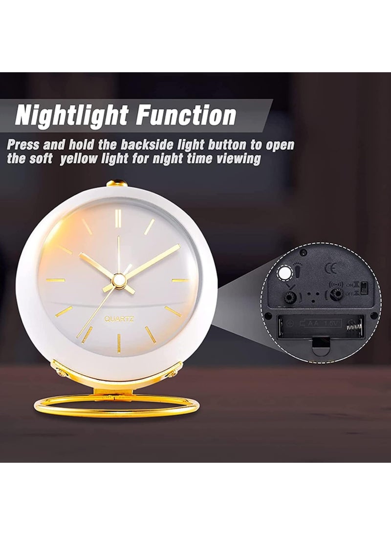 QIMIT Silent Analog Table Clock Nightstand Alarm Clock Analog Alarm Clock with Light for Rooms Table Desk Shelf Office Without Battery Small Stand