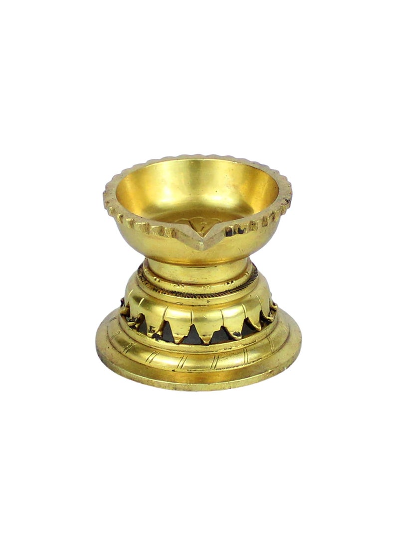 ARTVARKO Ethnic Carved Desiner Brass Diyas for Pooja Deepak for Puja Aarti Oil Lamp Pooja Articles Home Dcor Item Showpieces House Warming Decoration Religious Diwali Gifts