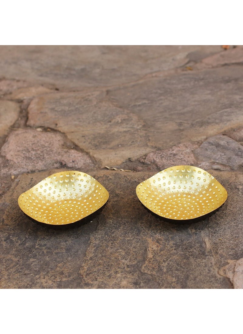 DeKulture Handmade Gold Nail TLight Holders Set of 2 Home Decor Valentines Day Easter Diwali Gift 3x05 Inches