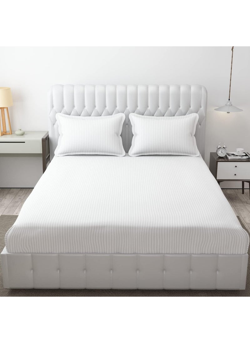 Fresh From Loom Microfiber Wrinkle Resistant Soft Skin Safe Breathable King Size Flat Bedsheets All Season Soft Fabric Double Bedsheet Set with 2 Pillow Covers 108x108 Inches White