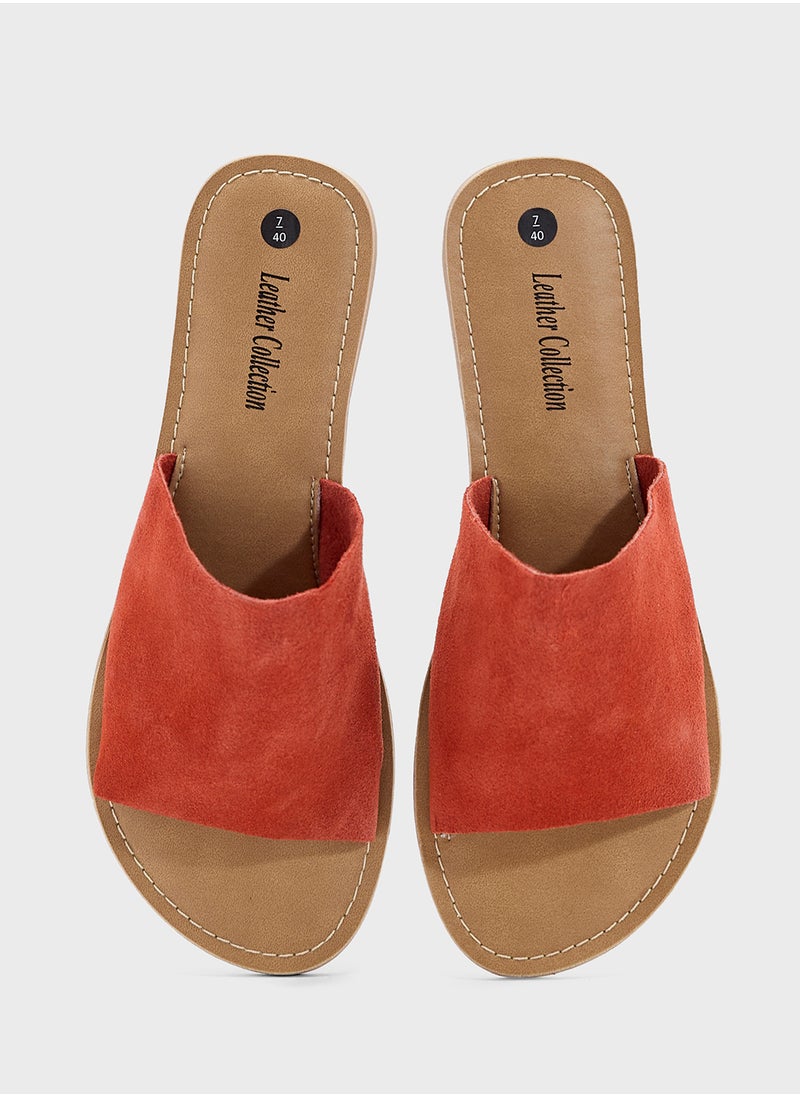 Essential Flat Sandal