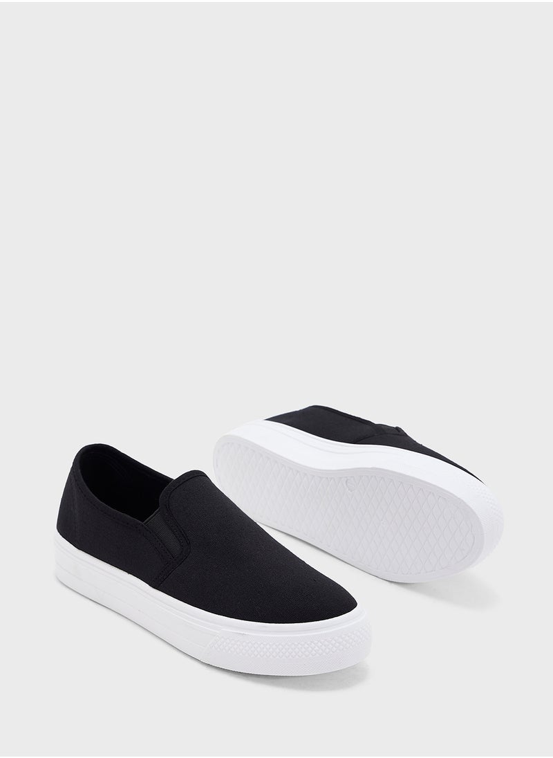 Classic Women'S Platform Slip On