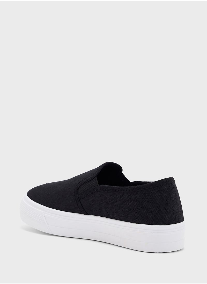 Classic Women'S Platform Slip On