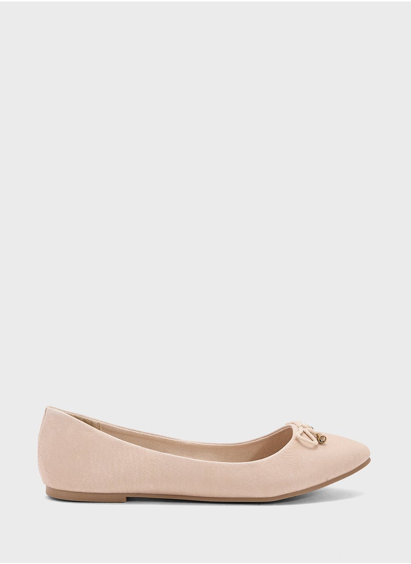 Classic Ballerina With Bow