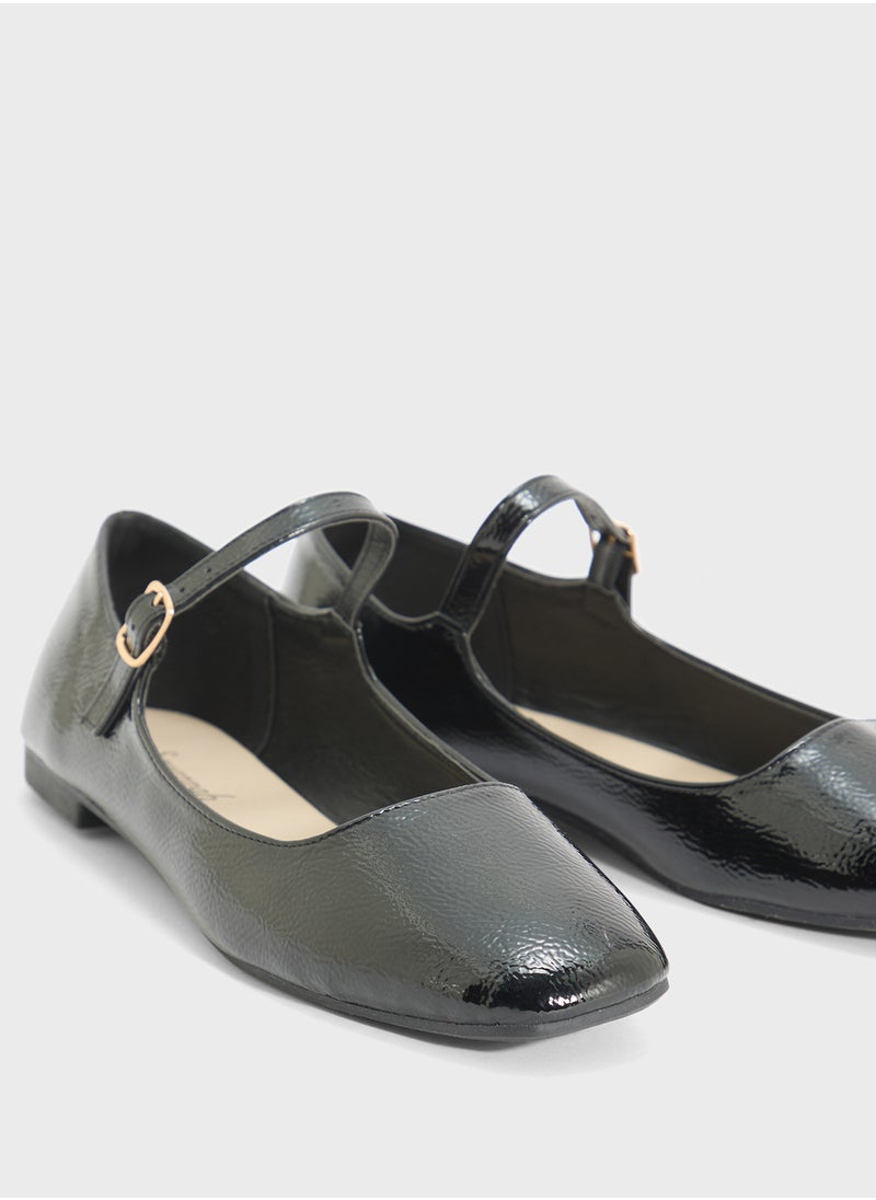 Classic Mary Jane Ballerina Flat