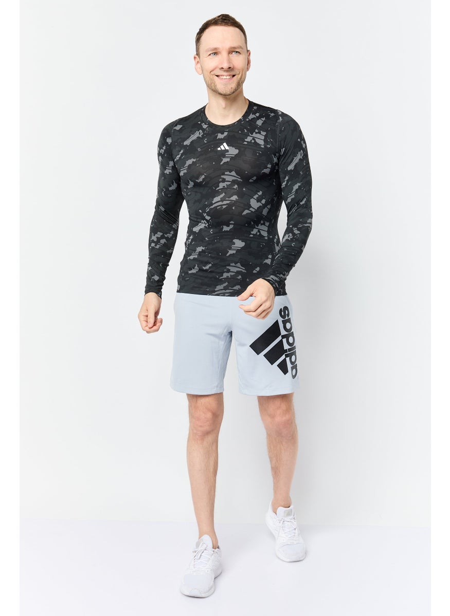Men Sportswear Fit Long Sleeves Training T-Shirt, Multicolor