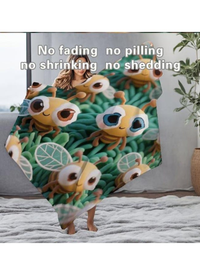 Children's or student cartoon flannel thin blanket (warm and comfortable, suitable for sleep, games) 100cm*150cm
