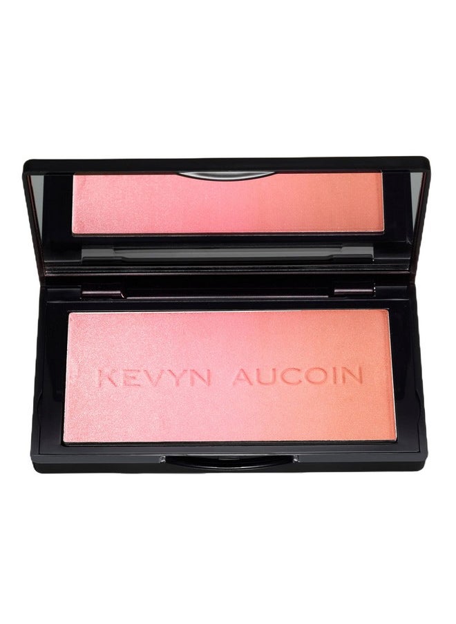 Kevyn Aucoin The Neo-Blush, Pink Sand: Blush makeup compact. Trio palette of gradient colors. Blends pearl, satin & matte finishes for highlighting cheeks. Personalized looks. Natural to pop of color.