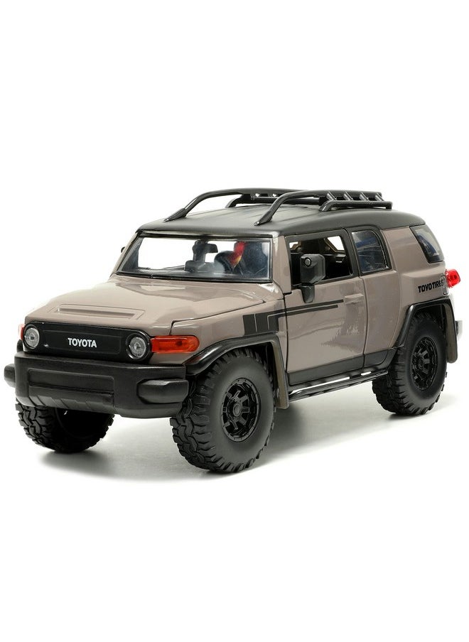 Jada Toys Just Trucks 1:24 Toyota FJ Cruiser Die-cast Car Brown with Tire Rack, Toys for Kids and Adults