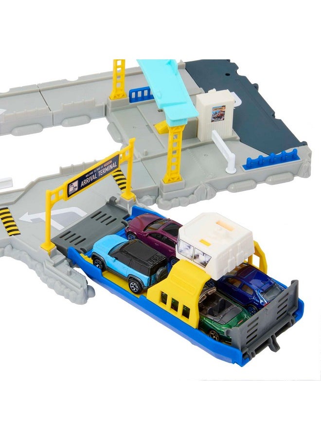 Matchbox HMH29 Ferry Port Set with Detachable Wheeled Ferry, Elements to Activate Manually or with The Help of The Land Rover Car, Children's Toy, from 3 Years Old,