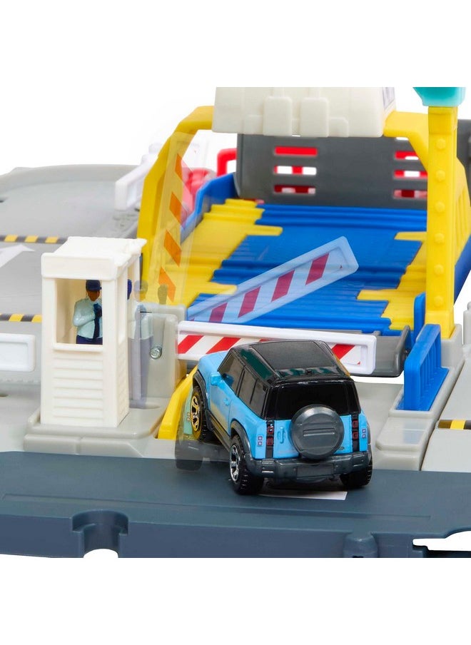 Matchbox HMH29 Ferry Port Set with Detachable Wheeled Ferry, Elements to Activate Manually or with The Help of The Land Rover Car, Children's Toy, from 3 Years Old,