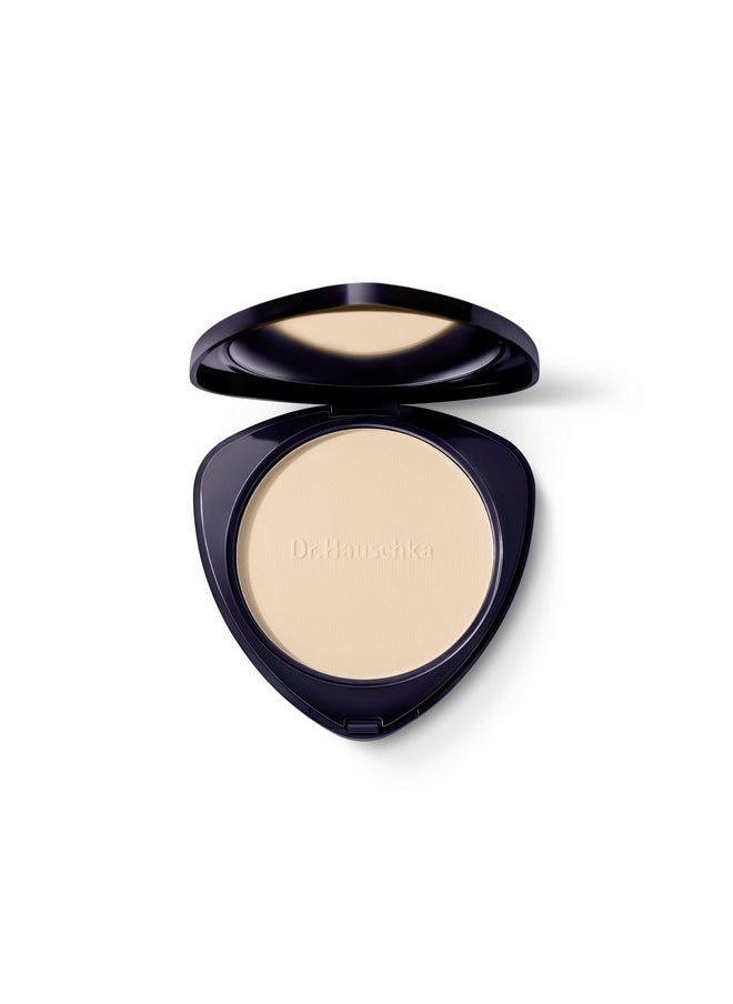 Dr. Hauschka Compact Powder 00, Translucent, Natural, Mineral, Set & Mattify, Touch-up, Silky Finish, for All Skin Tones, 0.28 oz