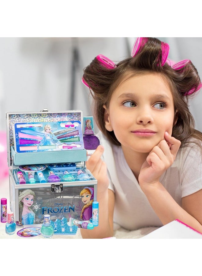 Disney Frozen Train Case Girls Beauty Set, Kids Makeup Kit for Girls, Real Washable Toy Makeup Set, Frozen Gift, Play Makeup, Pretend Play, Party Favor, Birthday, Toys Ages 3 4 5 6 7 8 9 10 11 12