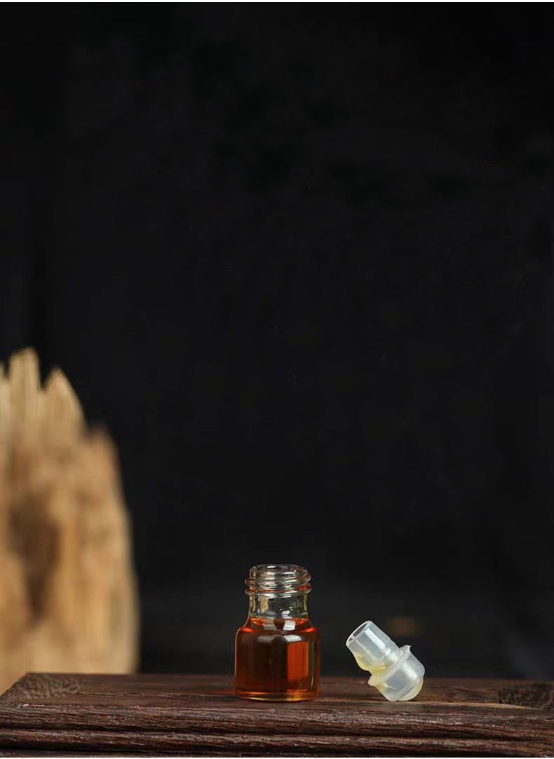 Premium Arabian Oud Essential Oil (100% Pure) Halal Certified UAE Free Delivery Luxury Islamic Fragrance for Meditation, Gifting & Home