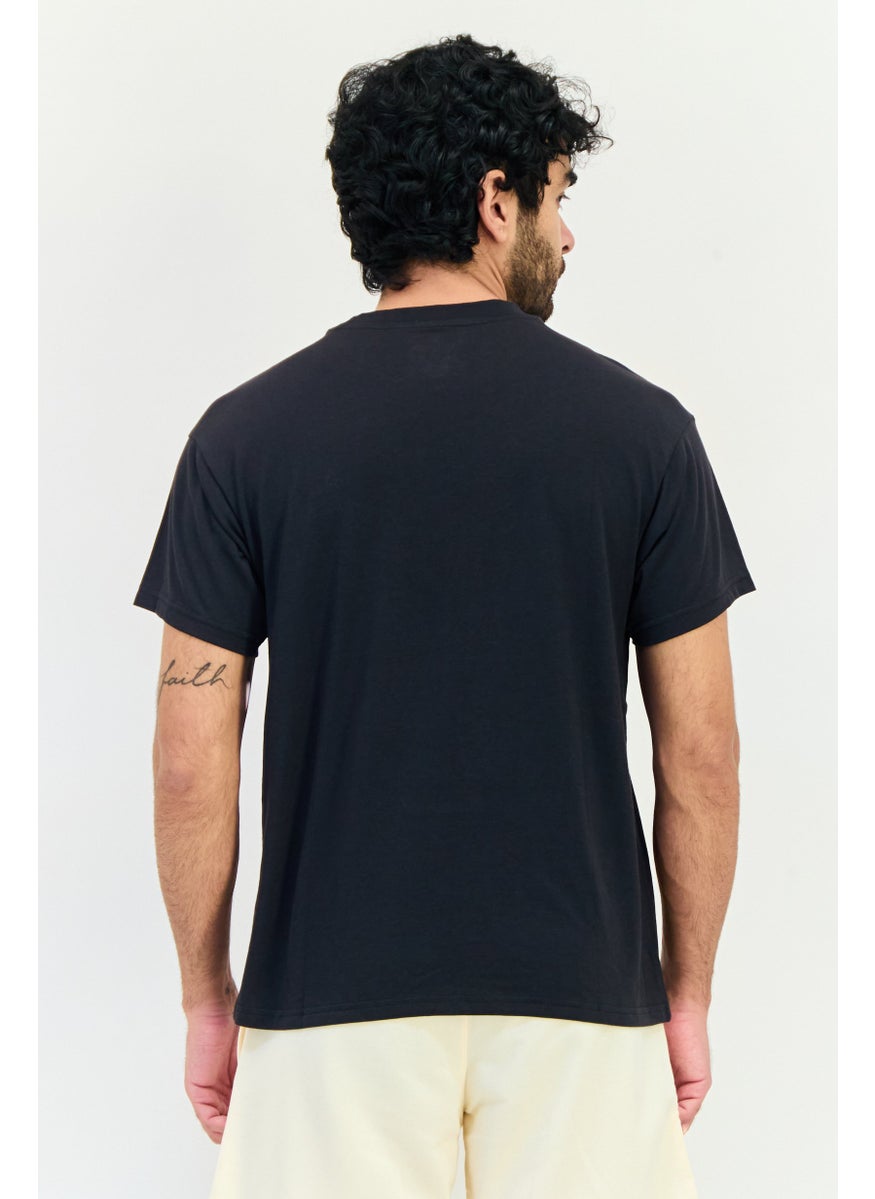 Men Sportswear Fit Short Sleeves Outdoor T-Shirt, Black