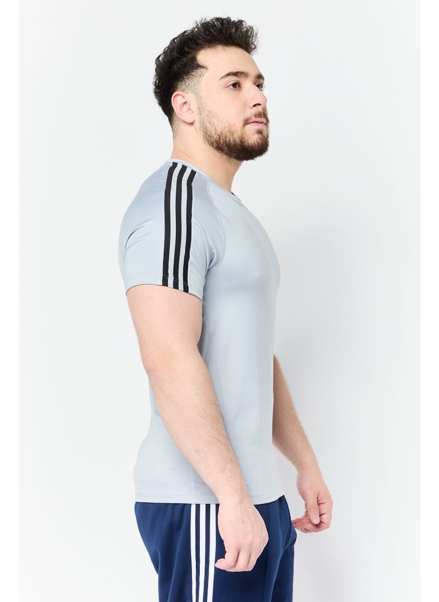 Men Sportswear Fit Short Sleeve Training T-Shirt, Grey