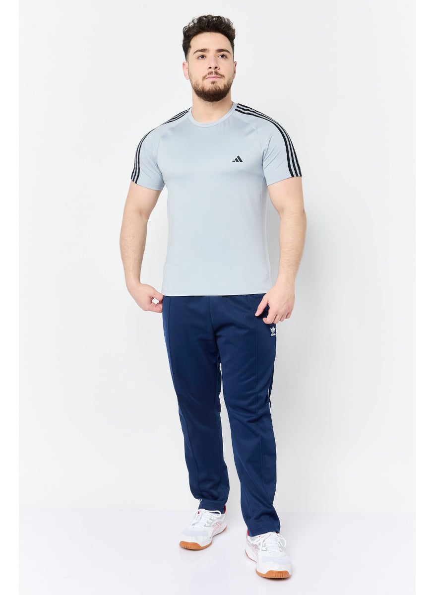 Men Sportswear Fit Short Sleeve Training T-Shirt, Grey